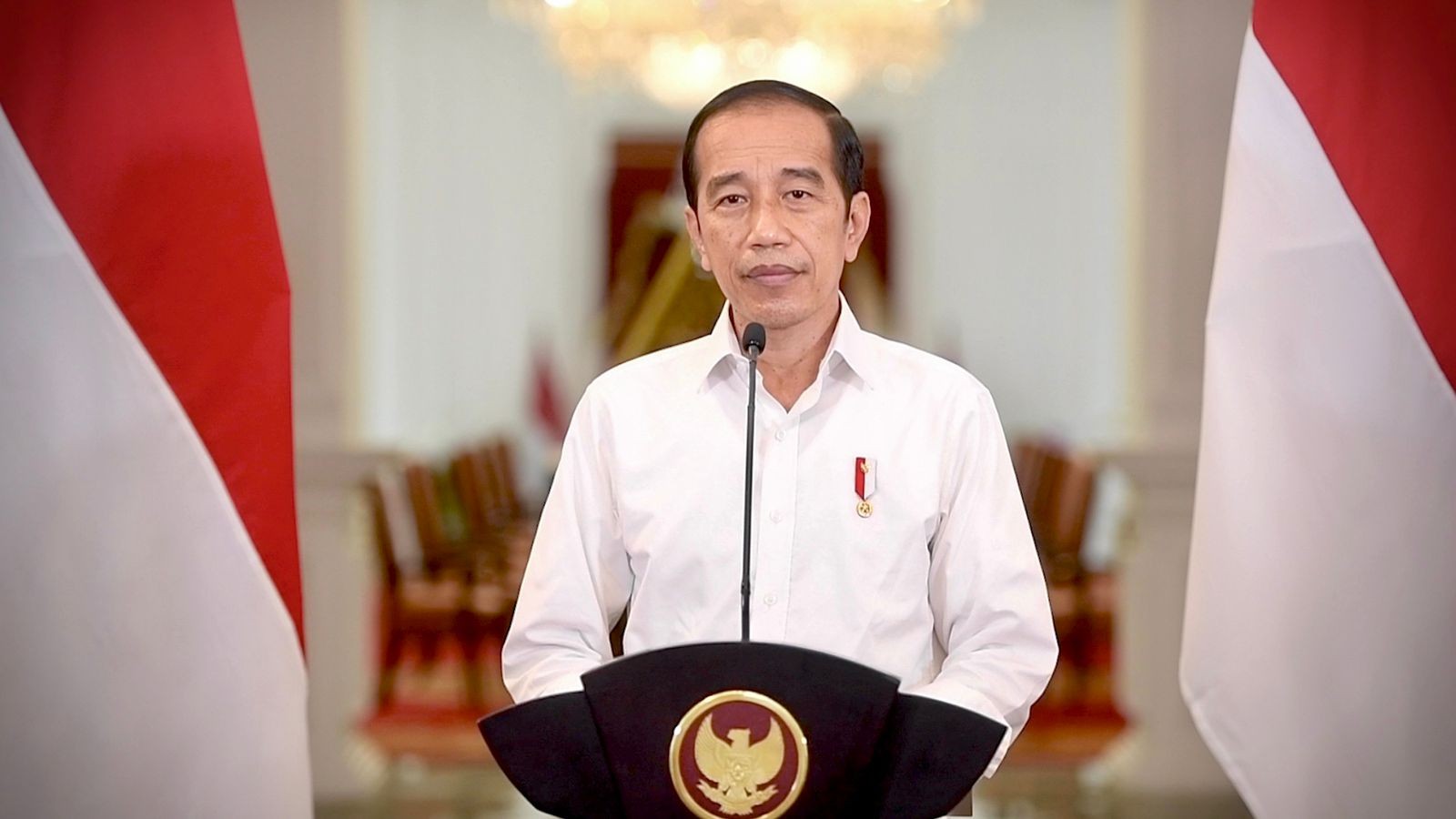 Presiden Jokowi menargetkan vaksinasi Covid-19 harus mencapai 100 juta orang hingga akhir Agustus 2021. (Foto: Setpres)