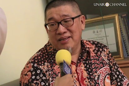 Prof Bagong nilai fenomena Childfree sebagai perkembangan baru perempuan. (Foto: Dok Unair)