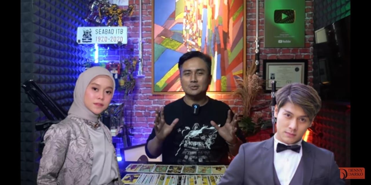 Denny Darko meramalkan nasib rumah tangga Lesti dan Rizky Billan yang pernikahannya digelar pada bulan Suro. (Foto: Tangkapan layar YouTube Denny Darko)