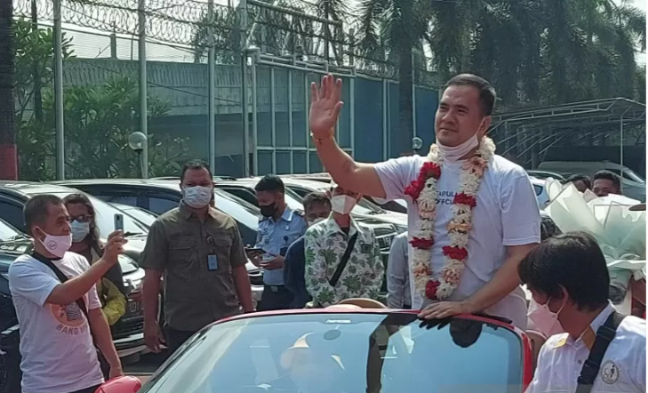 Selebritas Saipul Jamil saat bebas dari Lapas Kelas 1 Cipinang, Jakarta, Kamis 2 September 2021. (Foto: Antara/Yogi Rachman)