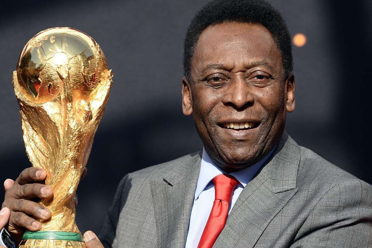 Legenda Sepakbola asal Brasil, Pele dikabarkan menjalani rawat inap di rumah sakit. (Foto: Goal.com)