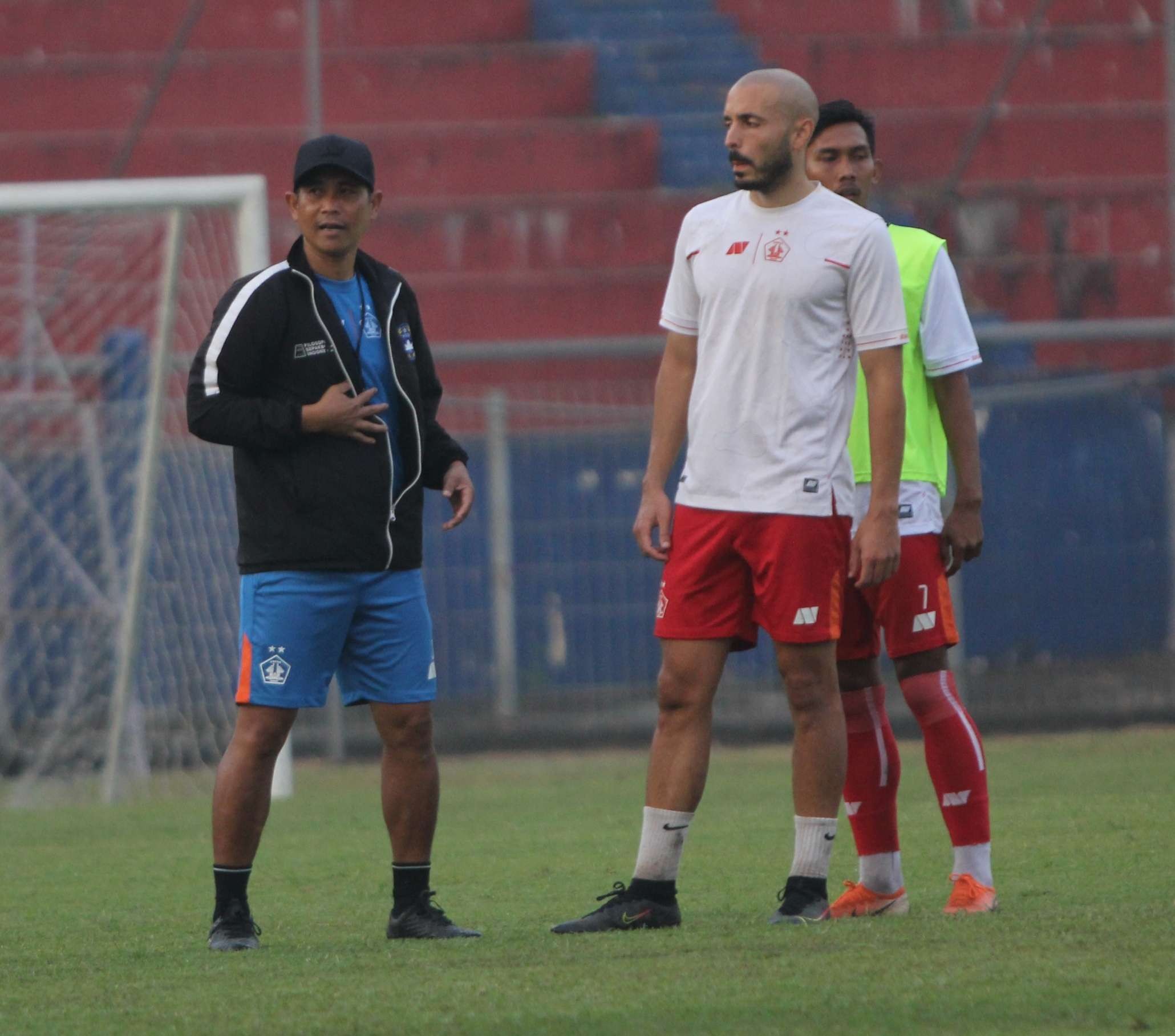 Persik gelar latihan di stadion brawijaya kediri  (istimewa)