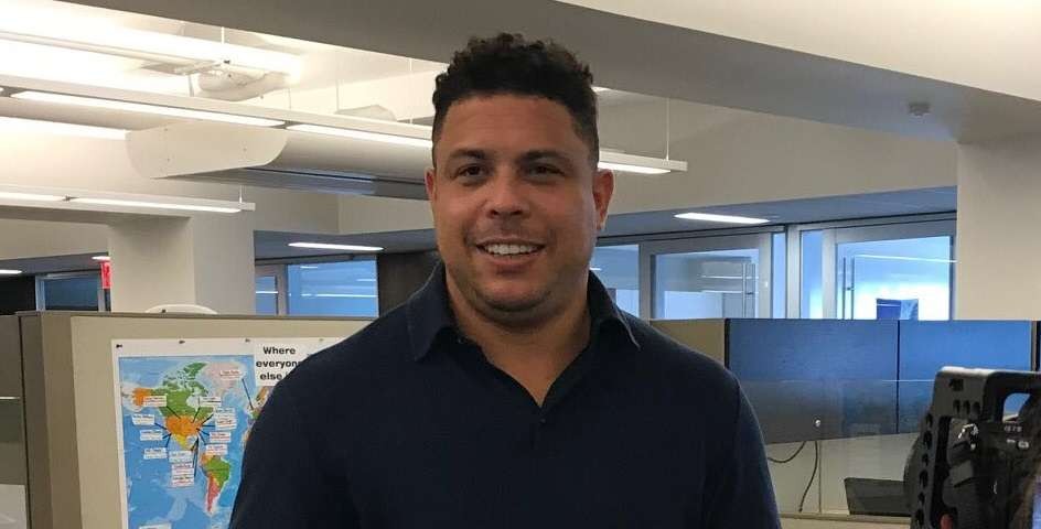 Ronaldo Nazario da Lima mengingatkan PSG bahwa merekrut banyak bintang tidak menjamin mereka juara Liga Champions. (Foto: Twitter)