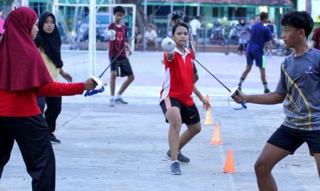 Situbondo menyumbangkan dua atlet anggar menjadi andalan kontingen Jatim pada PON XX 2020 di Papua yang digelat akhir September hingga Oktober 2021. (foto; istimewa)