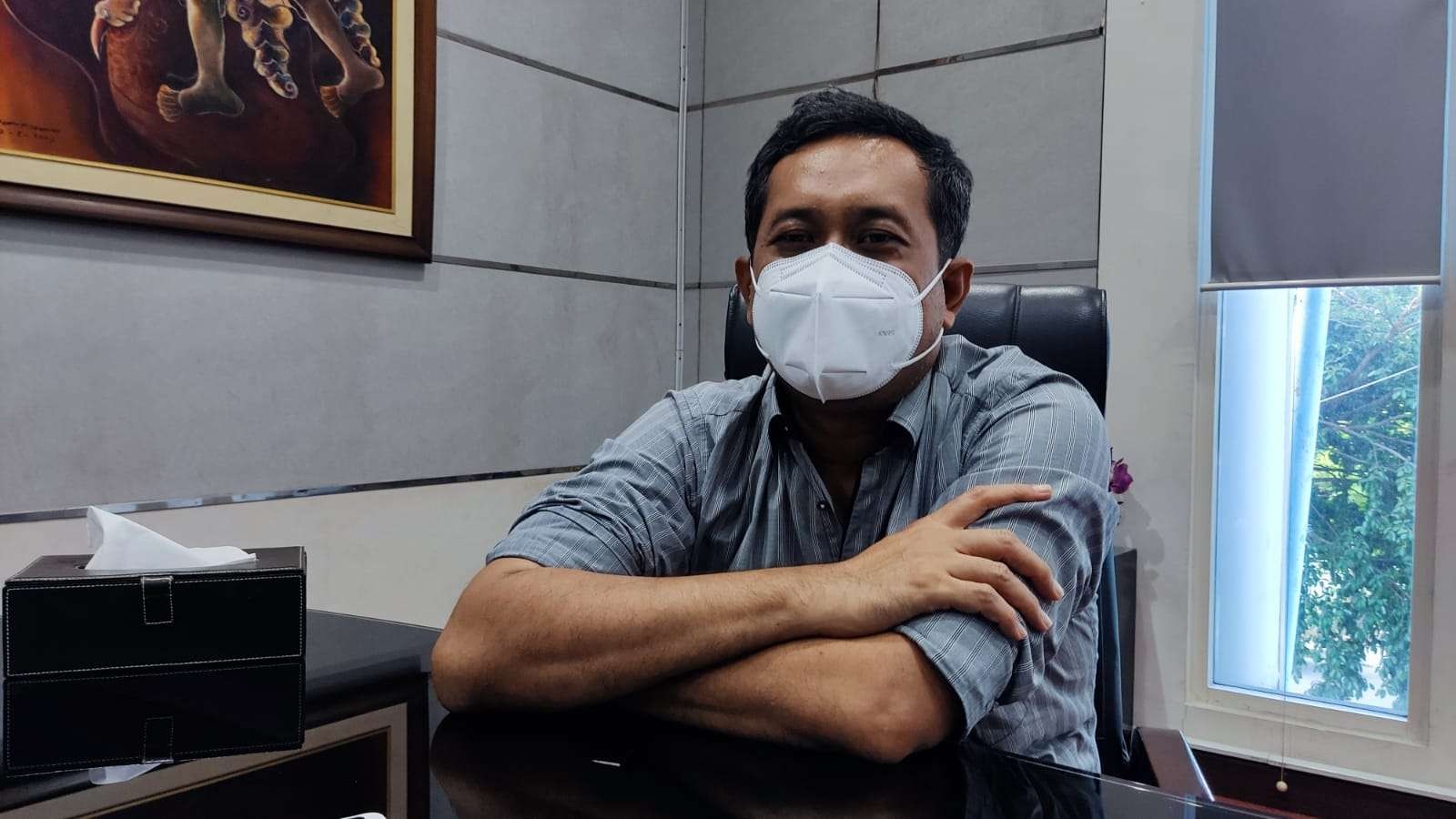 Ketua POSSI Jatim, Mirza Muttaqien saat ditemui di ruang kerjanya. (Foto: Fariz Yarbo/Ngopibareng.id)