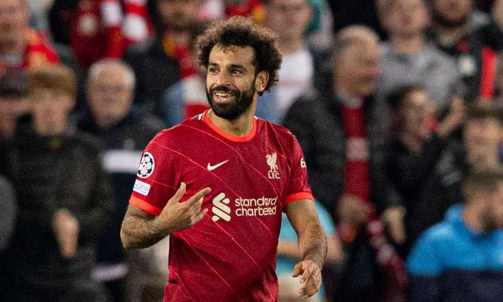 Mohamed Salah menyumbangkan satu gol dari tiga gol yang bersarang ke gawang AC Milan.