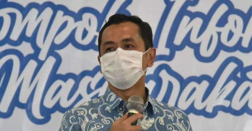 Yoga Pratomo, S.STP, Kepala Dinas Kominfo Kabupaten Lumajang saat memberikan arahan dalam acara sosialisasi cukai rokok secara virtual (Foto : Humas - DiskominfoLumajang)