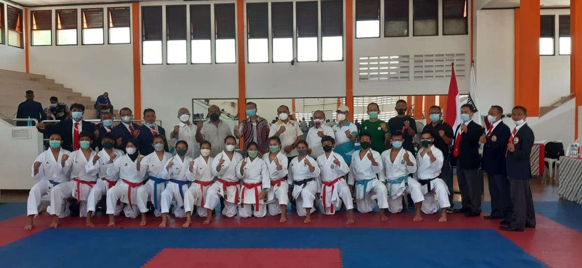 Tim karate Jatim.