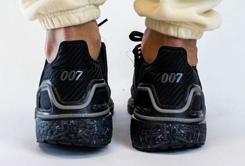 Koleksi sepatu baru Adidas berlogo 007 menyambut peluncuran film James Bond No Time To Die. (Foto: Adidas)