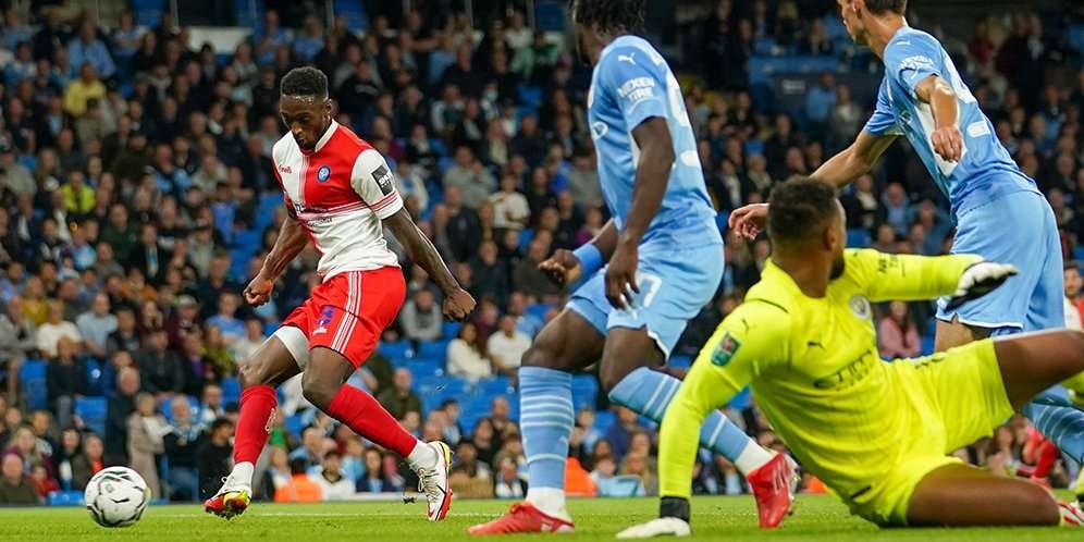 Manchester City menjamu klub League One Wycombe Wanderers di Etihad Stadium. (Foto: Twitter Manchester City)