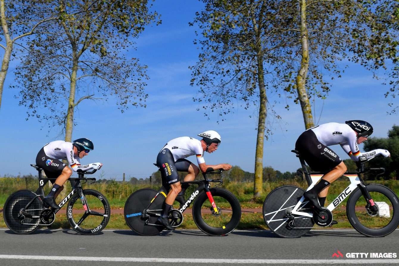 Tim Jerman memenangkan time trial mixed race UCI Road World Championship 2021. (Foto: Istimewa)