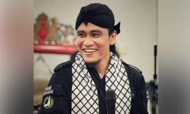 Gus Miftah diangkat menjadi dewan pembina AHAH PS Pati FC. (Foto: Facebook)