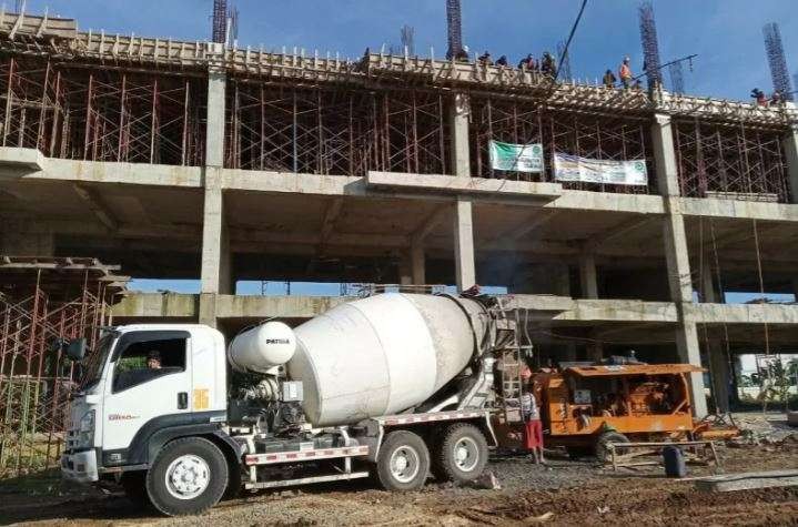 Ilustrasi - Konstruksi pembangunan rumah susun, yang banyak menggunakan semen. (Foto: Kementerian PUPR)