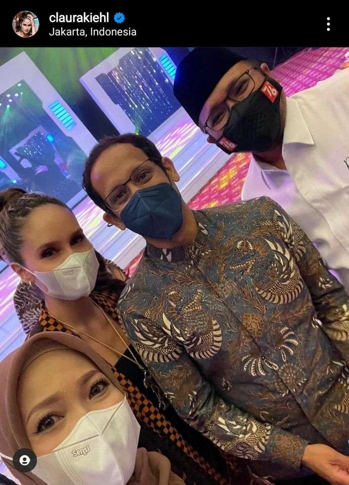 Cinta Laura bersama Mendikbud-Ristek Nadiem Makarim, dukung moderasi beragama. (Foto: Istimewa)