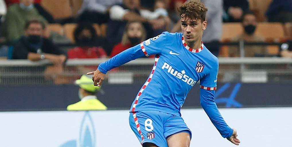 Antoine Griezmann mencetak satu dari dua gol ke gawang AC Milan. (Foto: Twitter/@Atleti)