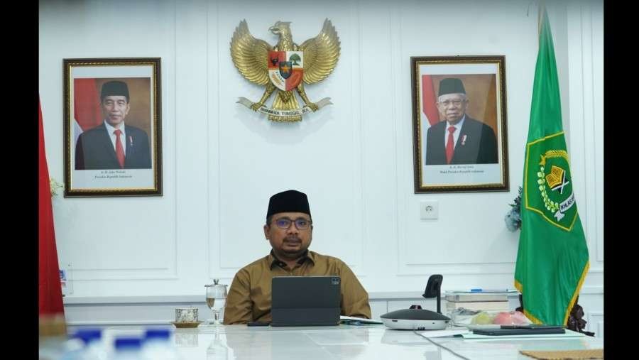 Menag Yaqut Cholil Qoumas saat menyampaikan studium generale dalam Simposium dan Webinar Unisma, Kamis 30 September 2021)