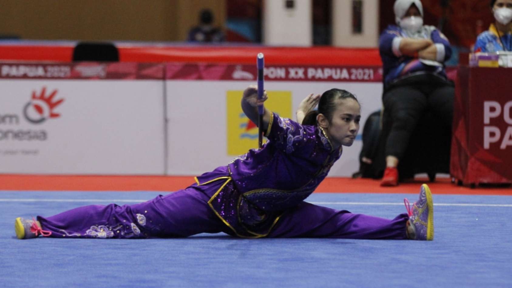 Atlet Jatim, Felda Elvira saat tampil di PON XX 2020 Papua di GOR Futsal Dispora, Merauke, Jumat 1 Oktober 2021. (Foto: Fariz Yarbo/Ngopibareng.id)