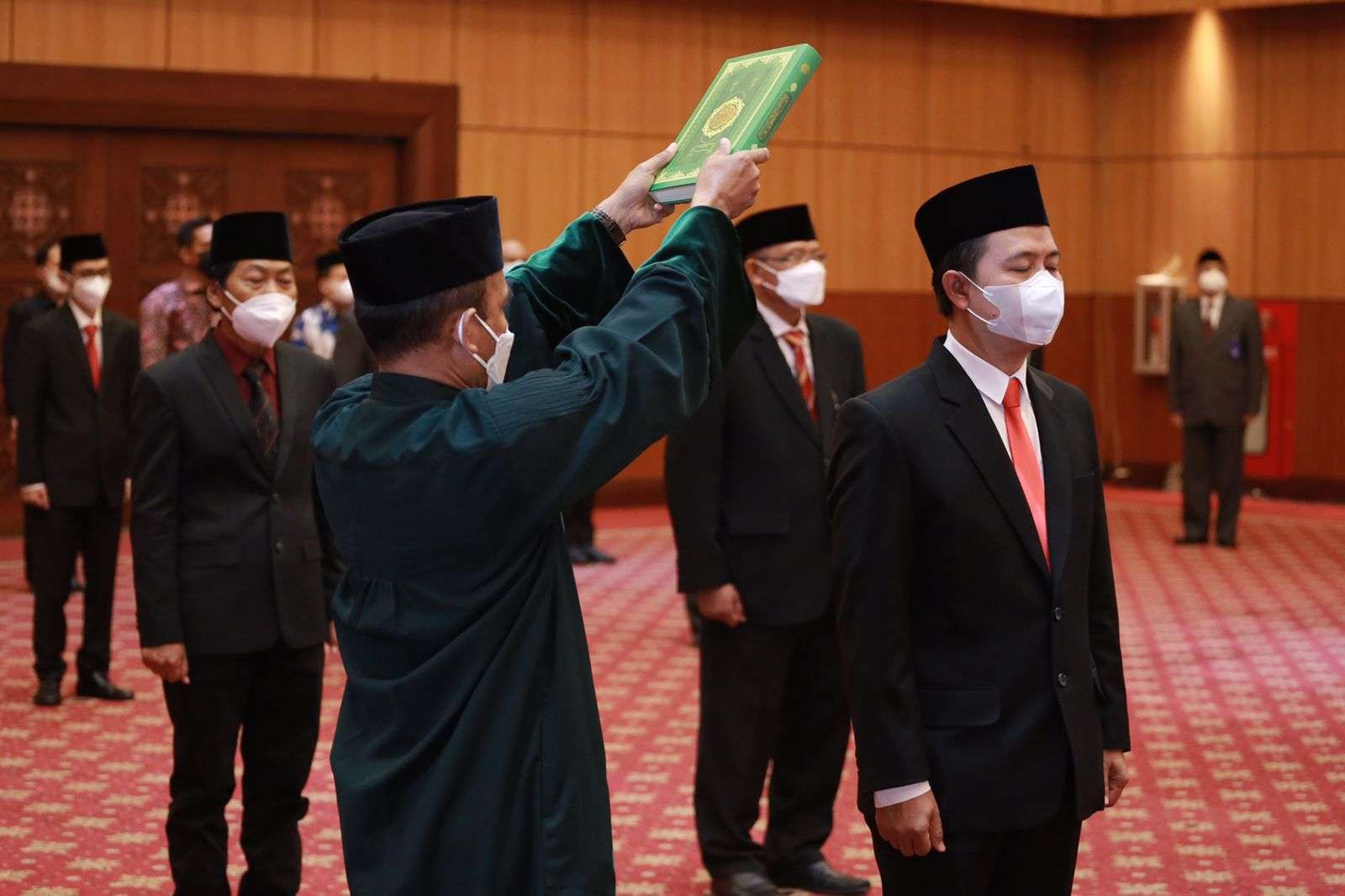 Hilman Latief resmi dilantik oleh Menteri Agama RI Yaqut Cholil Qoumas untuk mengemban amanah sebagai Dirjen Penyelenggaraan Haji dan Umrah (PHU). (Foto: Kemenag)