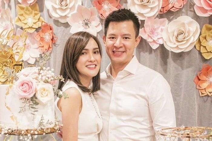 Artis Shandy Aulia diisukan cerai dengan suami, David Herbowo. (Foto: Instagram)