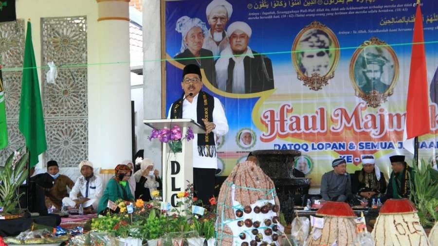 Wamenag Menghadiri Haul Majmuk Datoq Lopan ke-79 di Praya Barat, Lombok, NTB. (Foto: Kemenag)