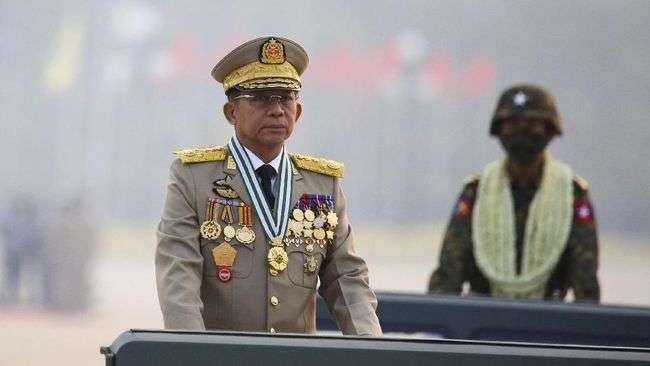 Junta Militer Myanmar unjuk kekuatan setelah kudeta Februari 2021. (Foto: Straits Times Asia News)