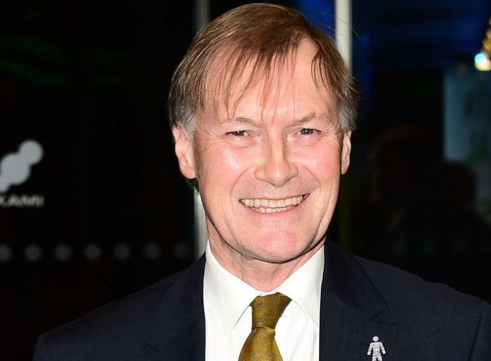 Anggota Parlemen (MP) Inggris David Amess ditusuk oleh Ali Harbi Ali, pemuda keturunan Somalia, 25 tahun, pada Jumat 15 Oktober 2021. (Foto: Bbc)