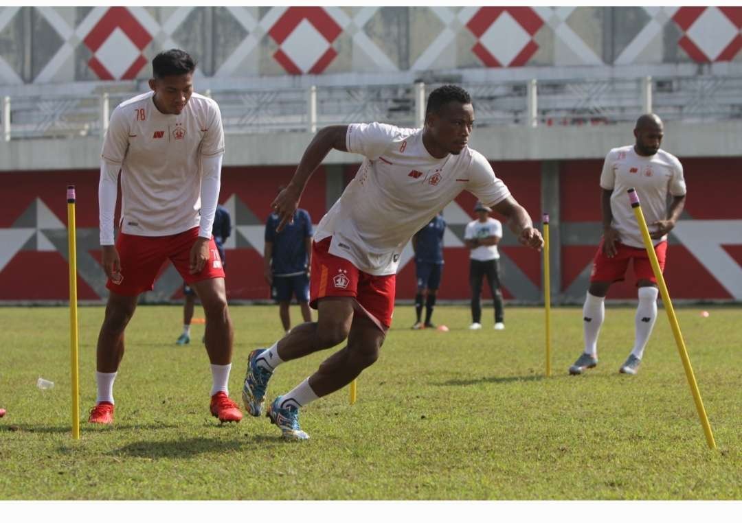 Persik intens melakukan latihan dalam menghadapi Persipura Jayapura. (Foto: Istimewa)