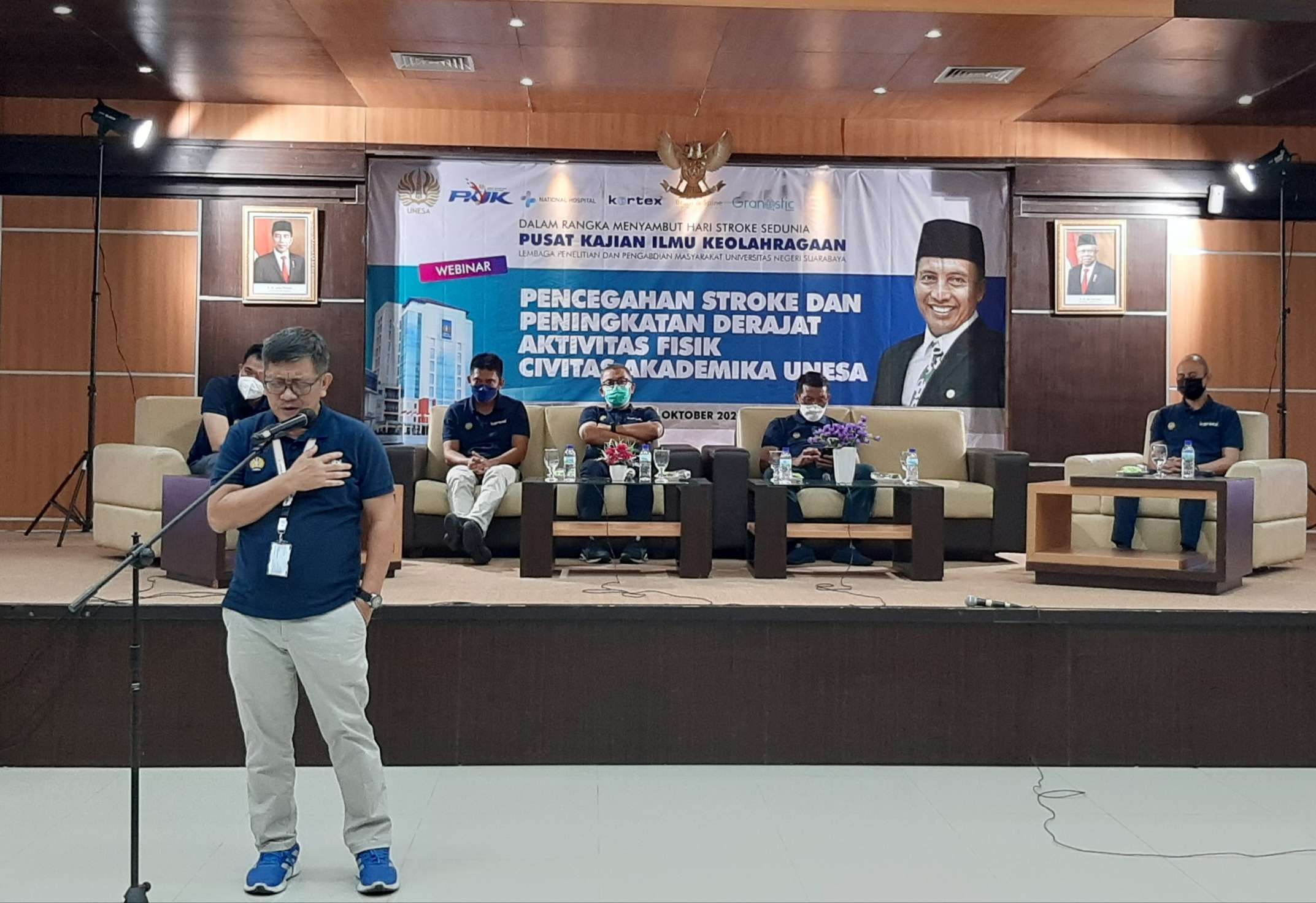 Kortex bersama UNESA mengadakan Hybrid Webinar sebagai salah satu langkah untuk meningkatkan derajat aktivitas fisik agar terhindar dari stroke. (Foto: Pita Sari/Ngopibareng.id)