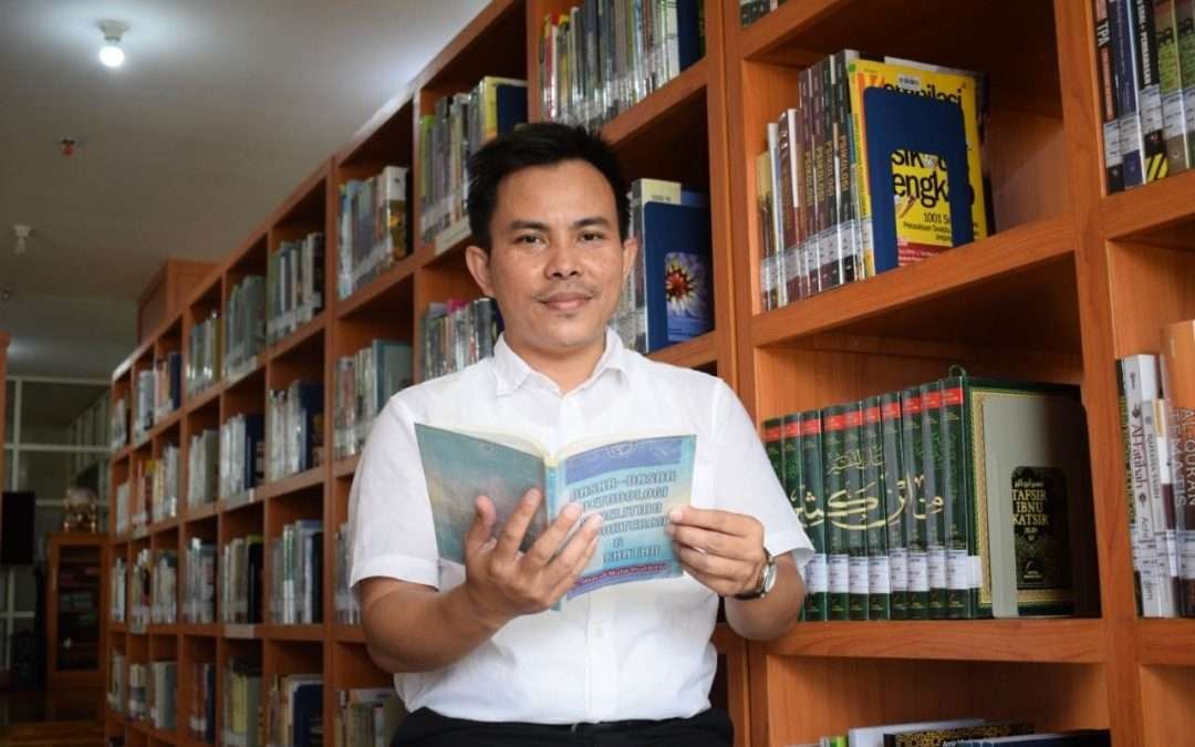 Dosen Universitas Nahdlatul Ulama Surabaya (UNUSA), Achmad Syafiuddin S.Si., M.Phil., Ph.D masuk dalam daftar ilmuwan top dunia. (Foto: istimewa)