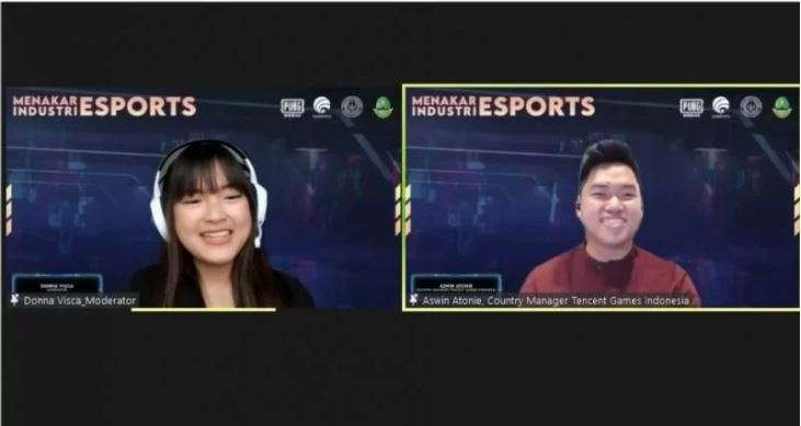 Tangkapan layar County Manager Tencent Games Indonesia Aswin Atonie (kanan) dalam diskusi panel virtual "Pertumbuhan Cepat, Inovasi serta Peran Industri Game dan Esports di Indonesia", Rabu, 27 Oktober 2021. (Foto: Antara/Suci Nurhaliza)