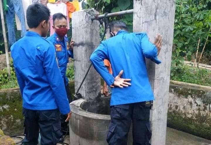 Sumur tempat korban terjatuh dan tewas (Foto: dok PMK Jember)