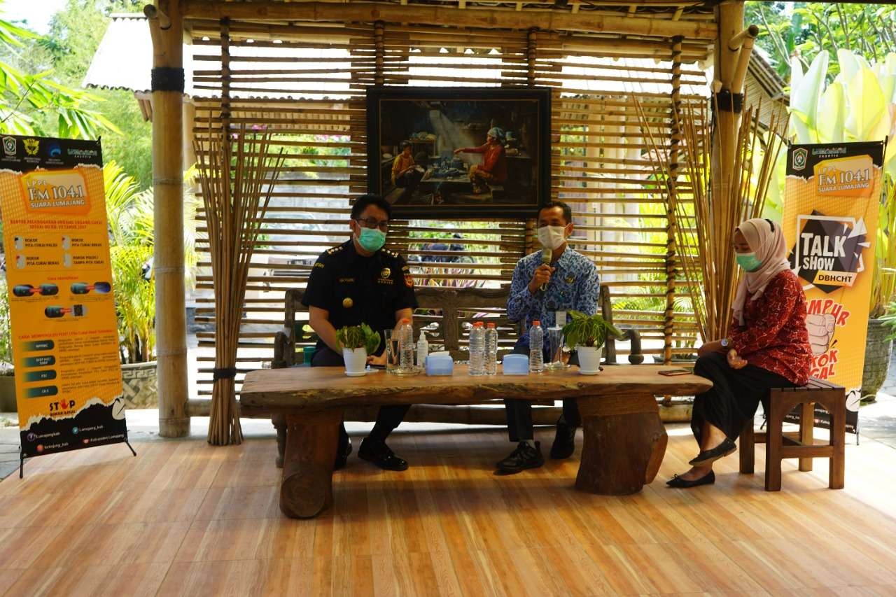 Talkshow yang digelar Bea Cukai untuk memerangi peredaran rokok ilegal. (Foto: Kominfo Lumajang)