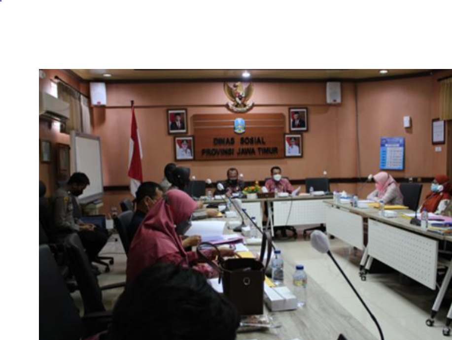 Dinsos Provinsi Jatim melalui Bidang Pelayanan dan Rehabilitasi Sosial menggelar sidang tim Pertimbangan Izin Pengangkatan Anak (PIPA). (Foto: Ist)