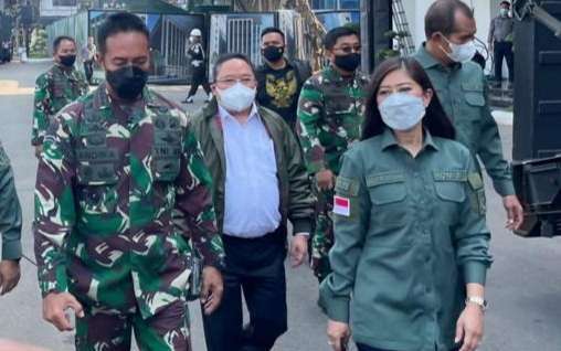 Calon Panglima TNI Jendral Andika Perkasa bersama Ketua Komisi I DPR Meutya Hafid. (Foto: Istimewa)