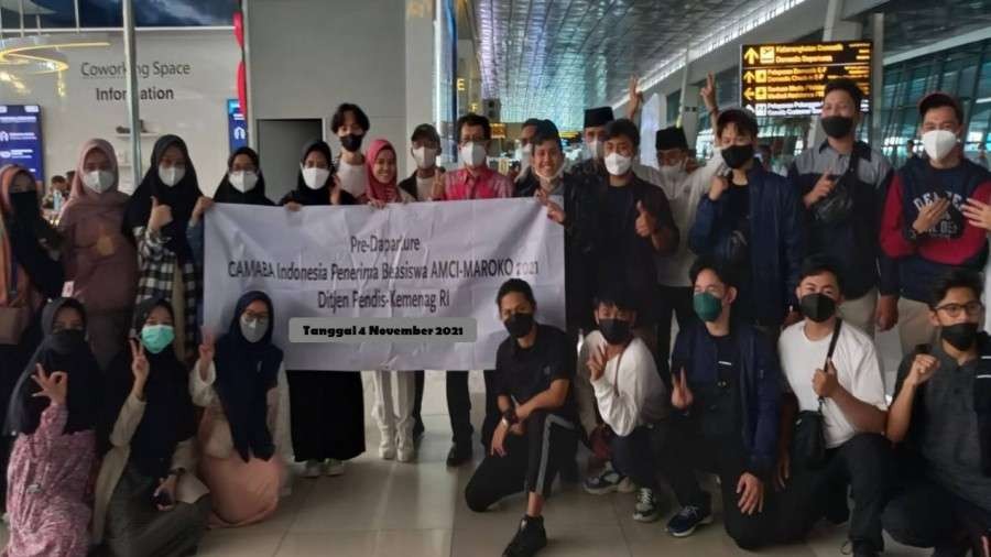 Pelepasan calon mahasiswa baru penerima beasiswa kuliah di Maroko di kantor Kemenag Jakarta. (Foto: Kemenag)