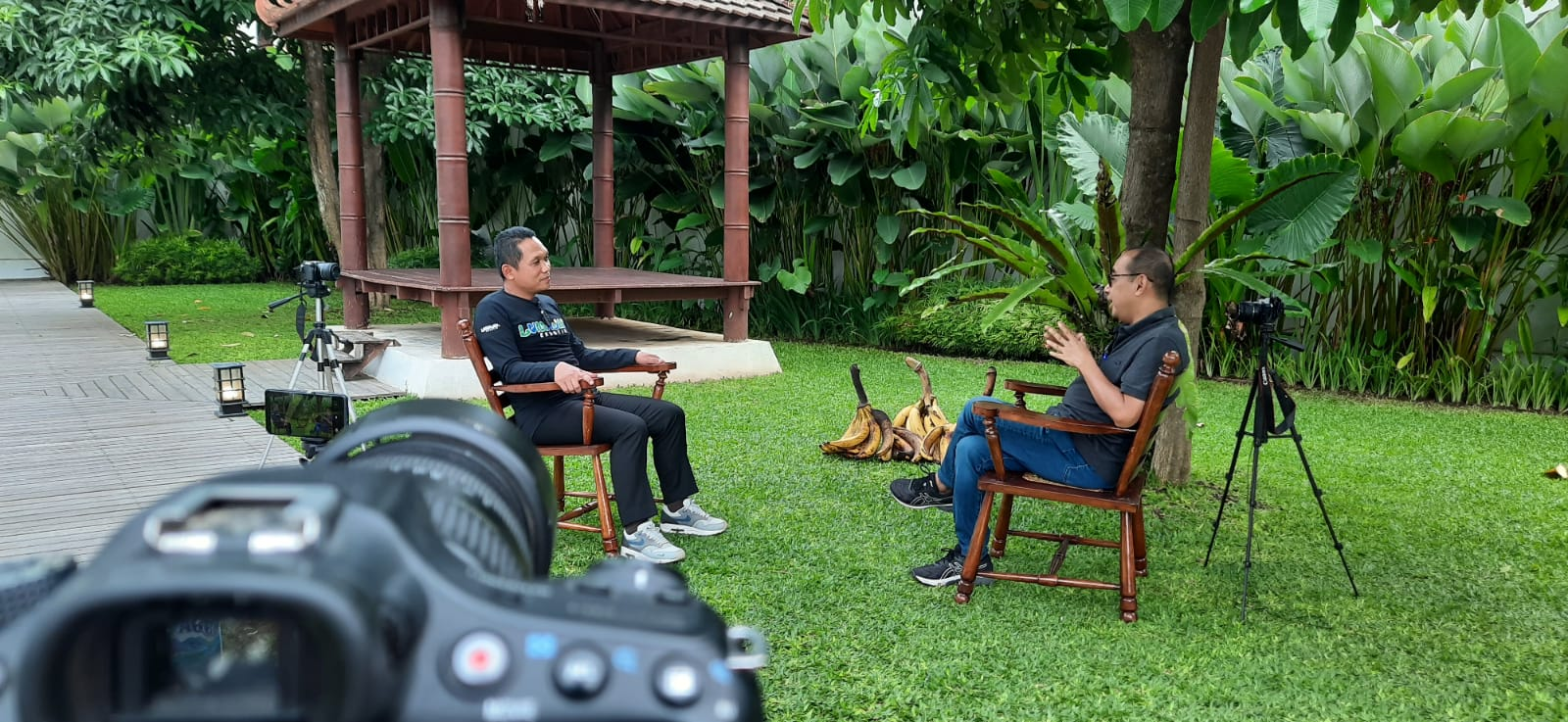 Arif Afandi podcast bareng Thoriqul Haq. (Foto: Alief Sambogo/Ngopibareng.id)