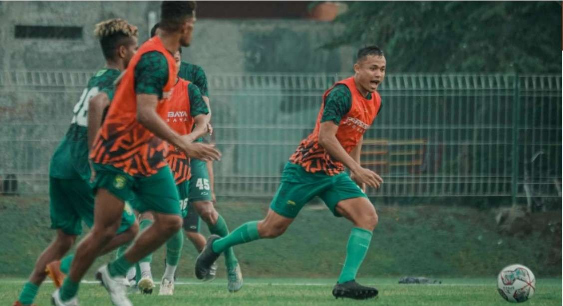 Para pemain Persebaya saat latihan beberapa waktu lalu. (Foto: Istimewa)