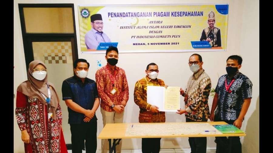 Penandatanganan MoU penyediaan jaringan internet di kampus IAIN Takengon. (Foto: Kemenag)