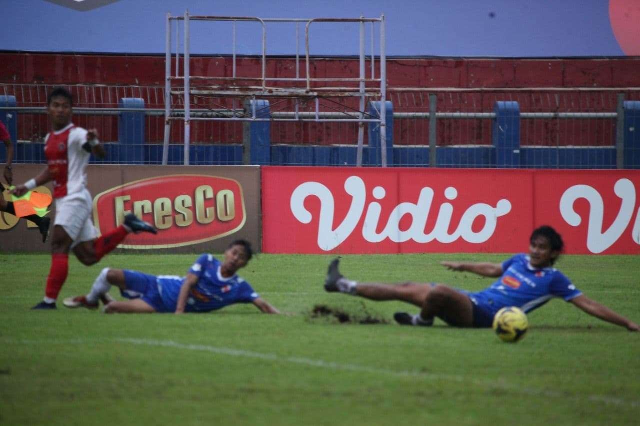 Usai melakoni laga melawan PSBI Blitar, Tony Ho mengungkapkan banyaknya kelemahan di Persedikab yang harus diperbaiki. (Foto: Fendy Plesmana/Ngopibareng.id)