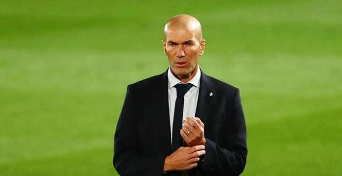 Zinedine Zidane menjadi salah satu kandidat pelatih MU. (Foto: Twitter/@realmadrid)