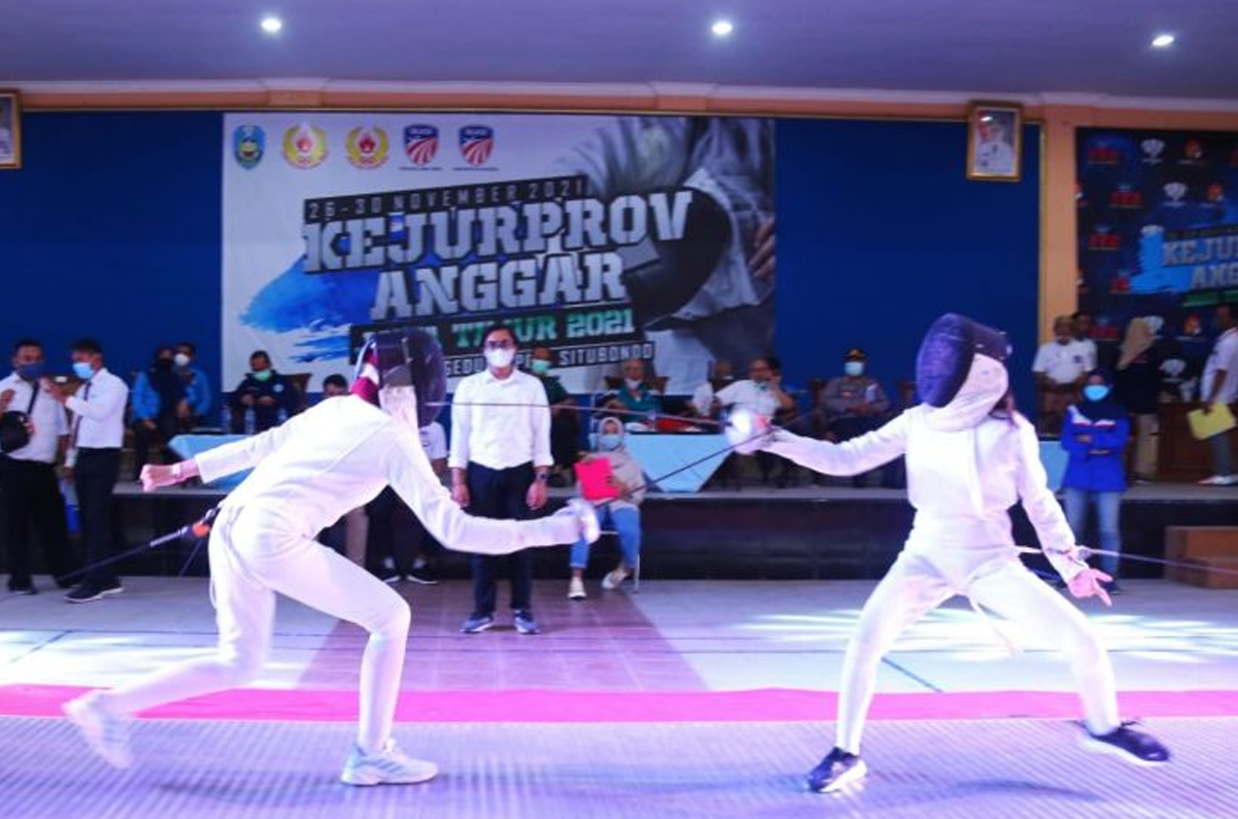 Situbondo menggelar Kejurprov Anggar Jatim 2021 untuk latihan tuan rumah anggar Porprov Jatim VII 2022.(foto:istimewa))