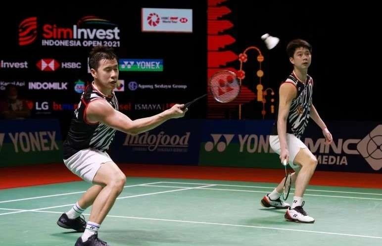 Pasangan Kevin/Marcus menang atas pasangan Taiwan dalam penyisihan grup A BWF World Tour Finals 2021 di Bali. (Foto: Ant)