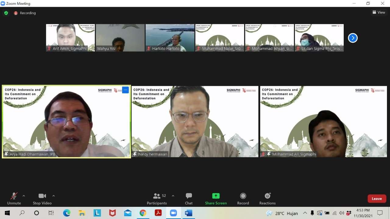 Webinar berjudul “After COP26: Indonesia and Its Commitment on Deforestation” pada Selasa 30 November 2021. (Foto: Istimewa)