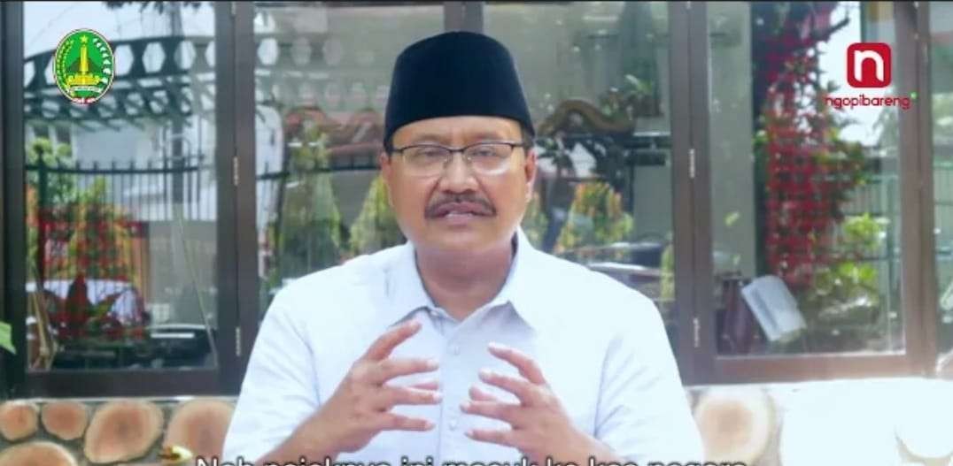 Pisau Mata Dua Tembakau dan Rokok. (Foto: ngopibareng.id)