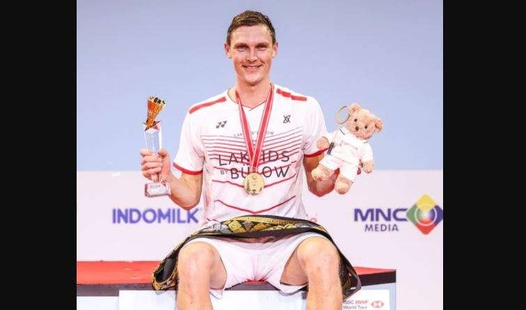 Viktor Axelsen menduduki peringkat satu dunia tunggal putra. (Foto: Twitter)