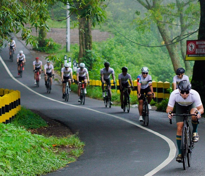 Trek Friendship Ride (TRF) Malang 2021 yang sangat meriah dengan medan menanjak yang menantang. (Foto: dD23 Project)