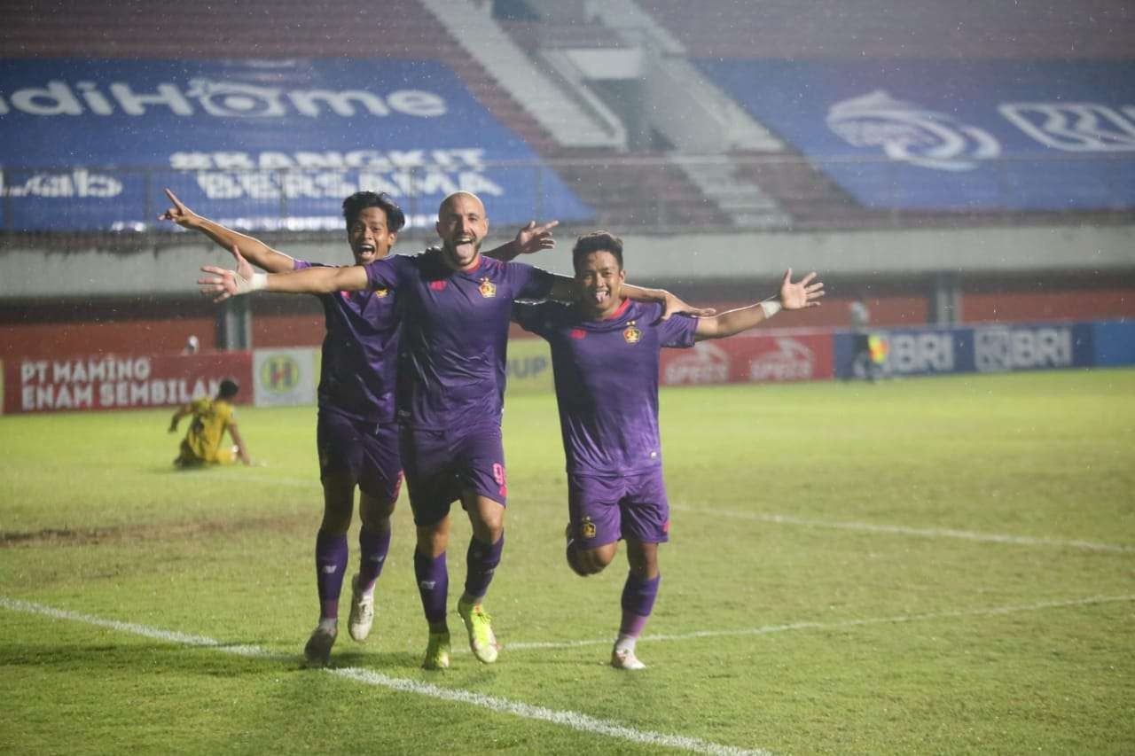 Persik Kediri berhasil mengantongi tiga poin, usai memenangkan laga kontra Barito Putera. (Foto: Istimewa)