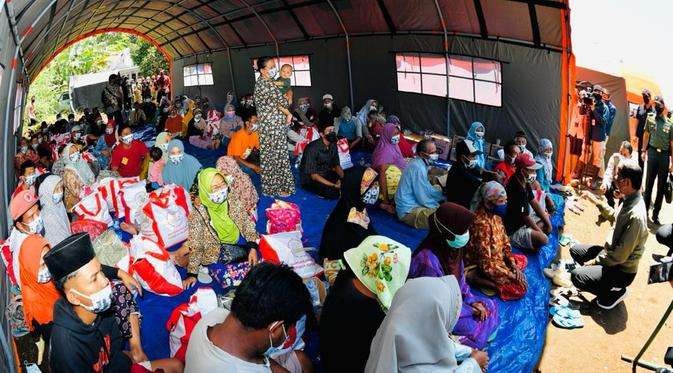 Warga Lumajang, yang sebagian menjadi pengungsi akibat erupsi Gunung Semeru. (Foto: Istimewa)