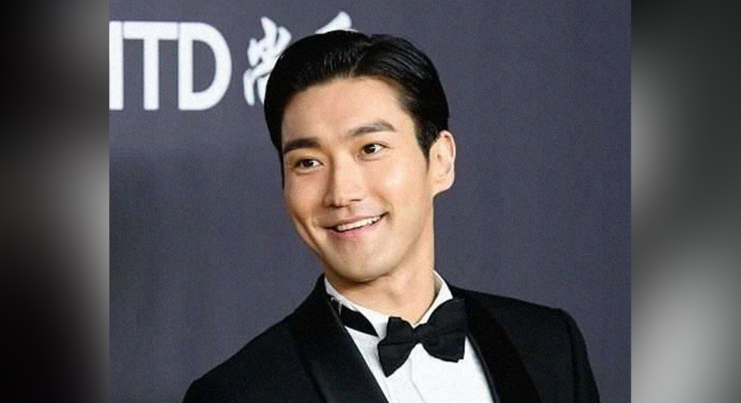 Choi Si-won alias Siwon Super Junior batal jadi hots Mnet MAMA 2021 karena positif Covid-19. (Foto: Istimewa)