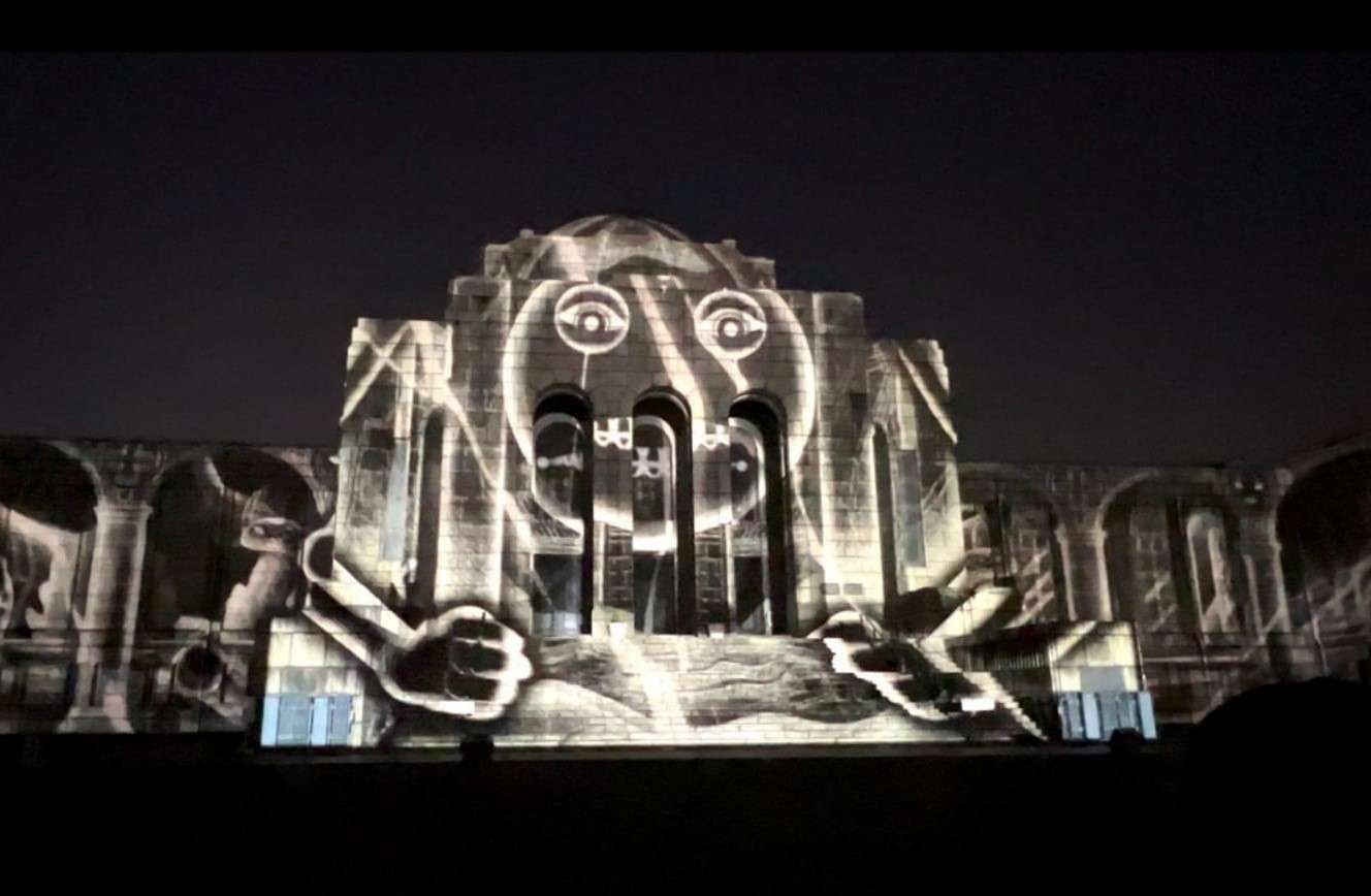 Tiga Artis Video Mapping Indonesia yang lolos seleksi 19 finalis Tokyo Light Festival "1 Minute Project Mapping" sedunia di Meiji Jingu Gaien Tokyo. (Foto: Dok KBRI Tokyo)